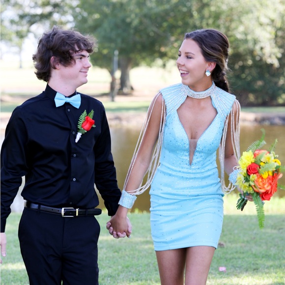 homecoming dress! - Picture 3 of 3